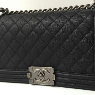 Chanel boy caviar in black with ruthenium hardware (16A)