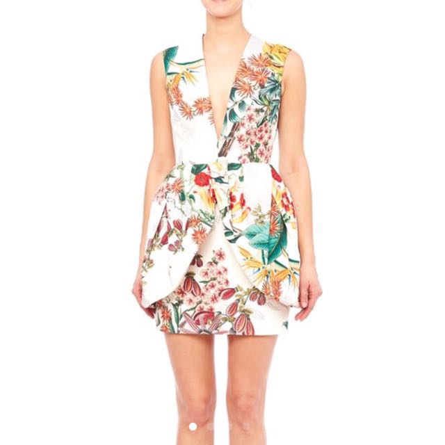 Bnwt Cameo The Label Floral Print Mini Dress Xs Uk6 Women S Fashion Clothes Dresses Skirts On Carousell