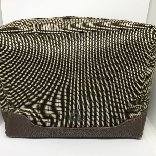 Bvlgari toiletries bag store price