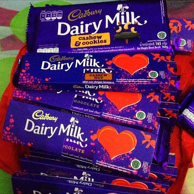 1 Pcs Coklat Cadbury Stock Masih Ada 50pcs Makanan Minuman Snek Di Carousell