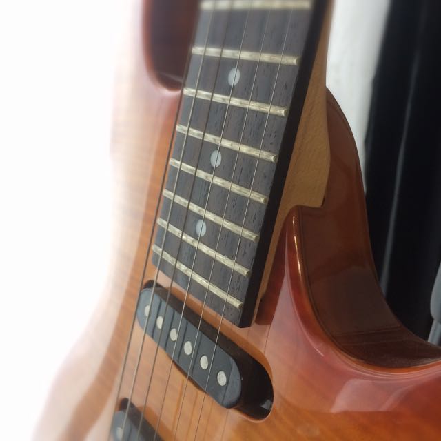 Ibanez 小搖SA Series, 興趣及遊戲, 音樂, 樂器在旋轉拍賣