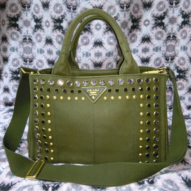 prada canapa price