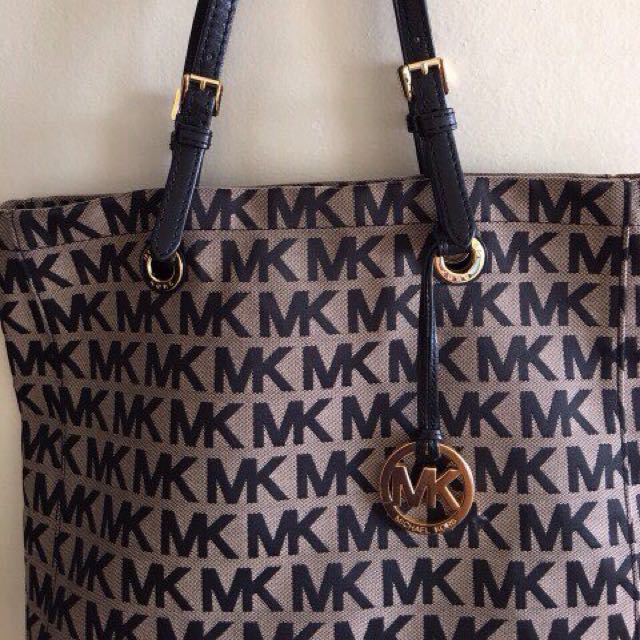 authentic mk purse