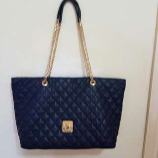 Authentic Love Moschino Bad
