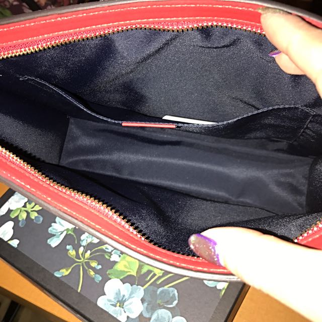 Authentic Gucci GG Supreme Canvas In Blue Blooms Large Cosmetic Case Pouch Luxury Bags Wallets on Carousell