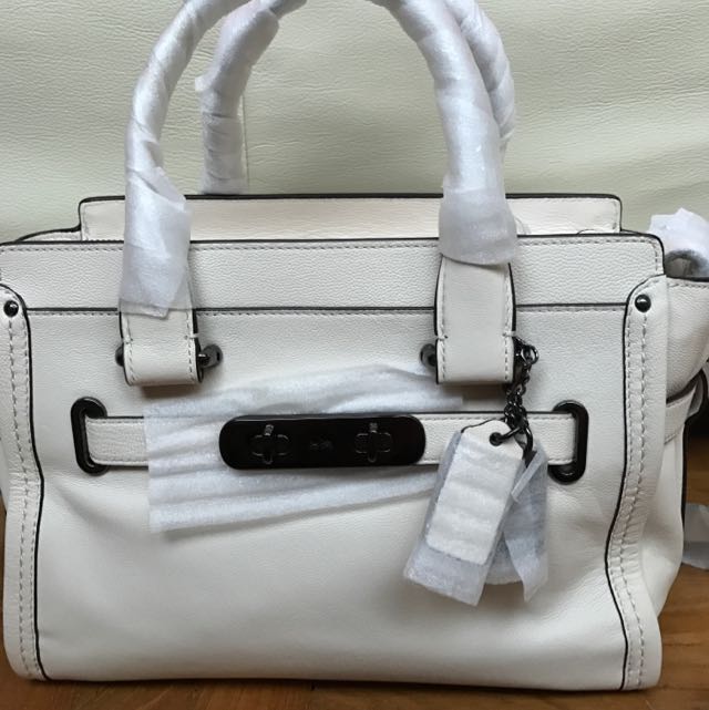 Coach Swagger 27 In White Soft Leather Luxury Bags Wallets on Carousell