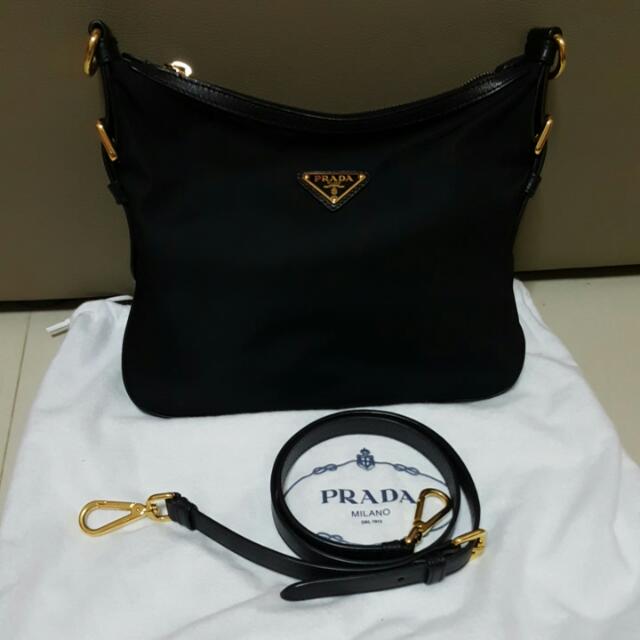 nylon handbags with leather handles