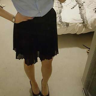 Uniqlo Black Chiffon Pleat Skirt Sz S