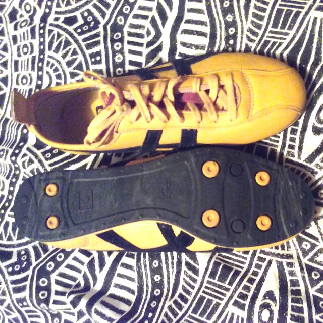 Asics Onitsuka Tiger "KILL BILL" (Category: Shoes) located in Waitakere. Submitted by stacecc (Listing ID 89725965, Image 3). Description: .