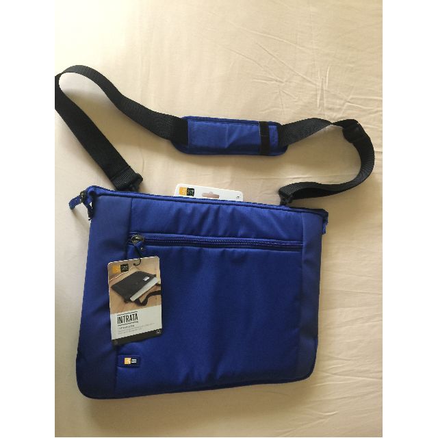 Case Logic Intrata 15.6in laptop bag NEW