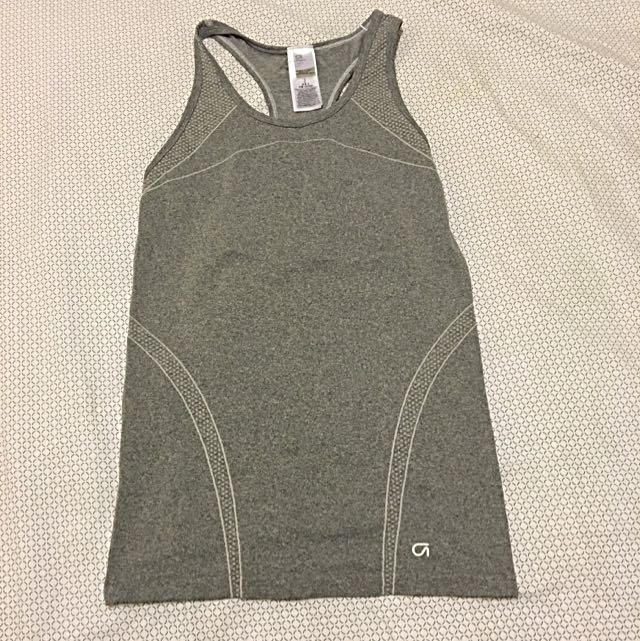 gap womens tanks