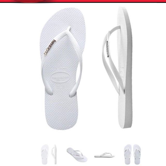 White havaianas with metal logo outlet