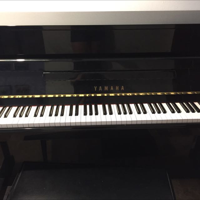 Yamaha Upright Piano LX110 TPE, Hobbies & Toys, Music & Media