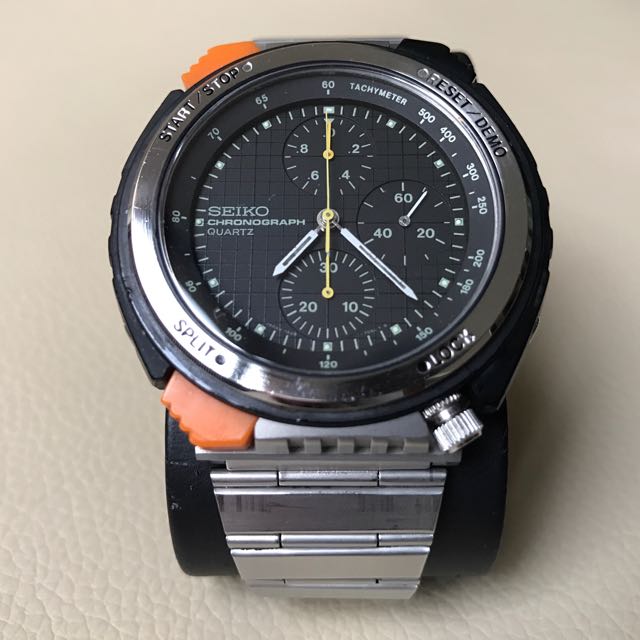 Seiko 7A28-7050 Speedmaster, Luxury, Watches on Carousell