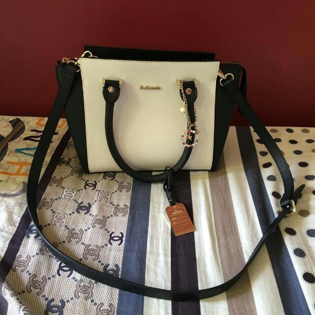 Authentic Samantha Chouette Luxury Bags Wallets On Carousell Authentic Samantha Chouette Luxury Bags Wallets On Carousell