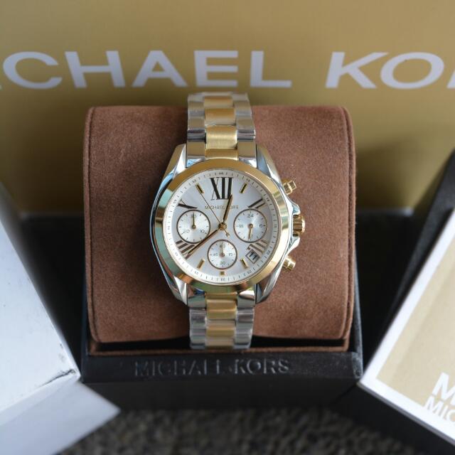 Michael Kors Medium Bradshaw Gold Watch (MK5974), Luxury, Watches on