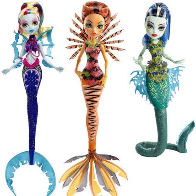 Monster High Great Scarrier Reef Glowsome, Hobbies & Toys, Toys & Games ...