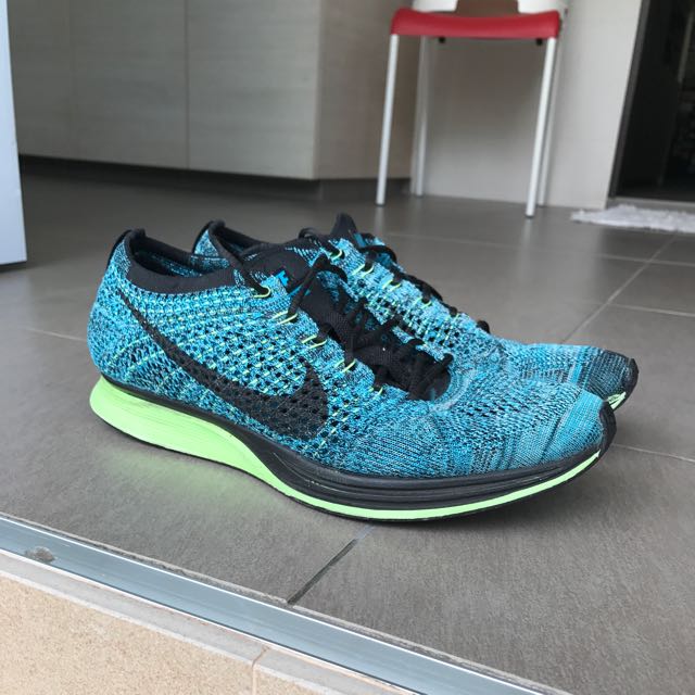 mens nike flyknit racers