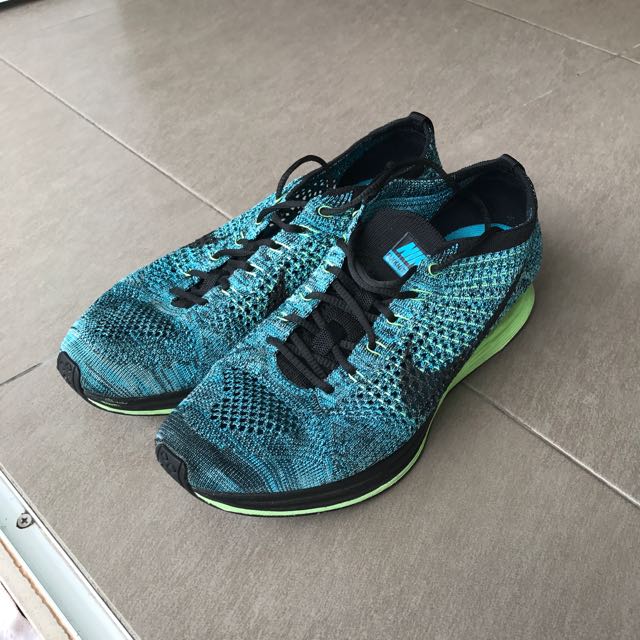 mens nike flyknit racers