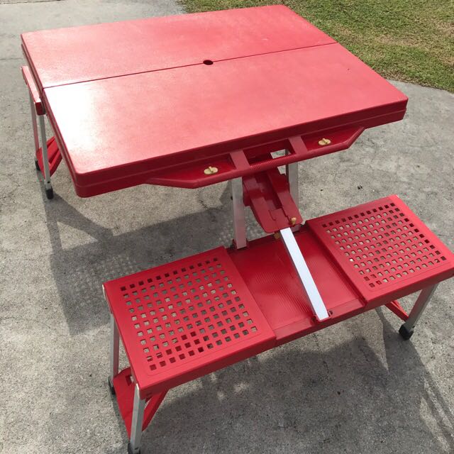 foldable picnic table and chairs