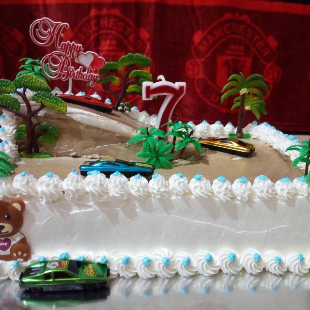 Bday Cake Custom Food Drinks Baked Goods On Carousell