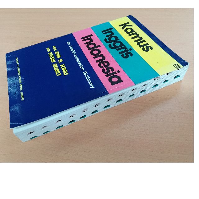 Kamus Inggris Indonesia Dan Indonesia Inggris 1 Paket By John M Echols Hassan Shadily Buku Alat Tulis Buku Di Carousell