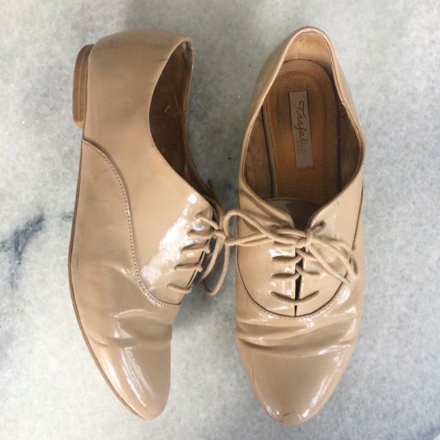 Zara Trafaluc Beige Oxford Shoes Women S Fashion Women S Shoes