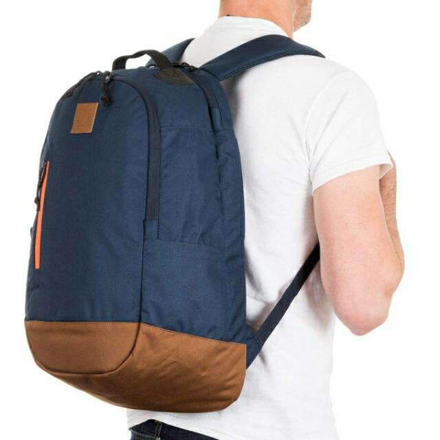 DC Shoes Trekker Backpack Men s Fashion Bags Backpacks on Carousell