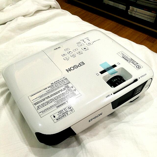 Epson Eb W31 Projector Home Appliances Tvs Entertainment Systems On Carousell