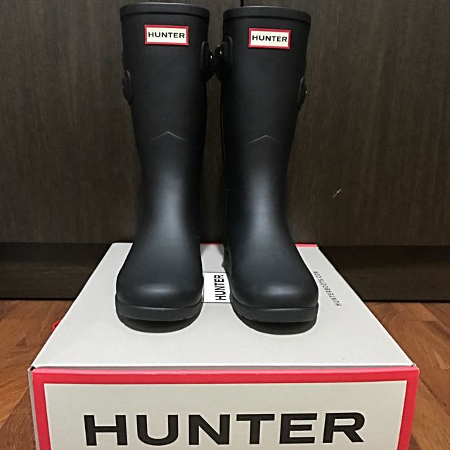 hunter back strap rain boots