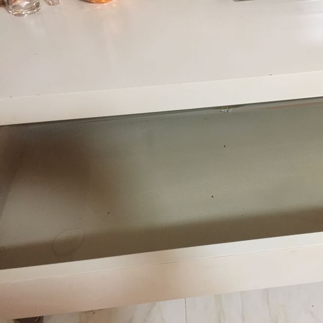 Ikea Dressing Table (Category: Tables & Sets) located in Singapore. Submitted by taurus.3 (Listing ID 90119261, Image 2). Description: .