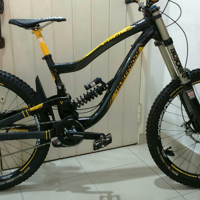 nukeproof scalp dh