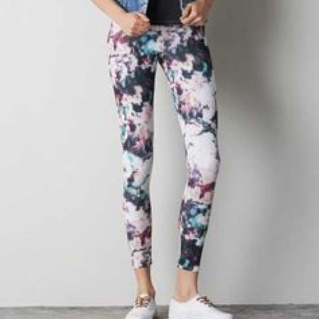 american eagle yoga pants