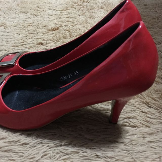Anna Nucci classic Red Shoes Only Selling For S 15 Origina Price At 89