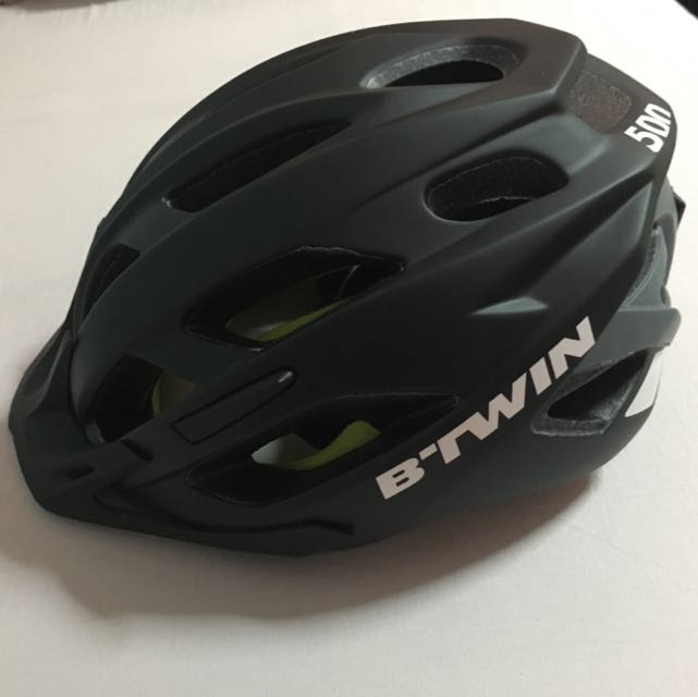 b twin helmet