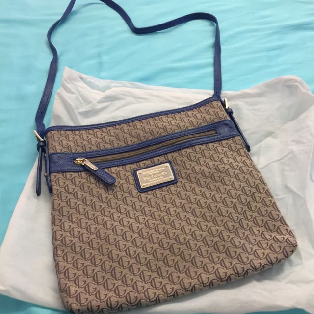 guy crossbody bag