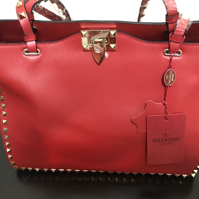 80 images of Replica Rockstud leather bag