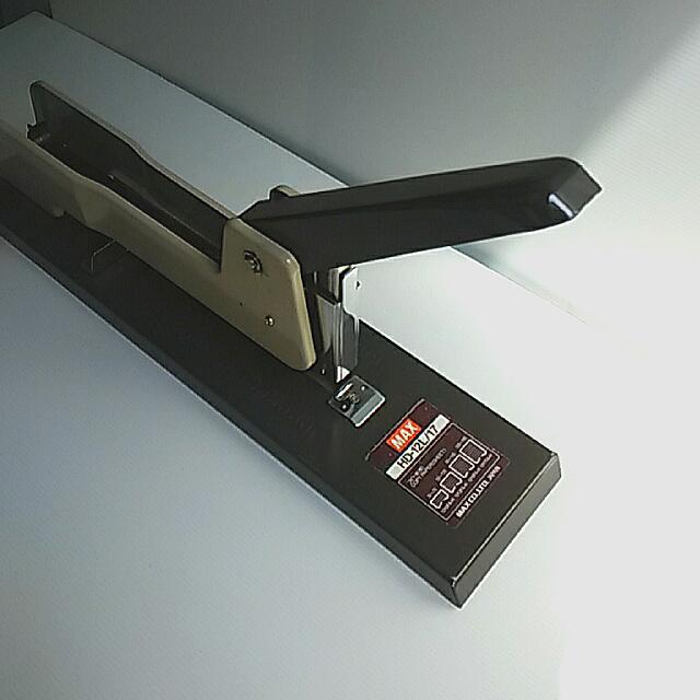 Best Heavy Duty Max Stapler, Hobbies & Toys, Stationery & Craft, Craft