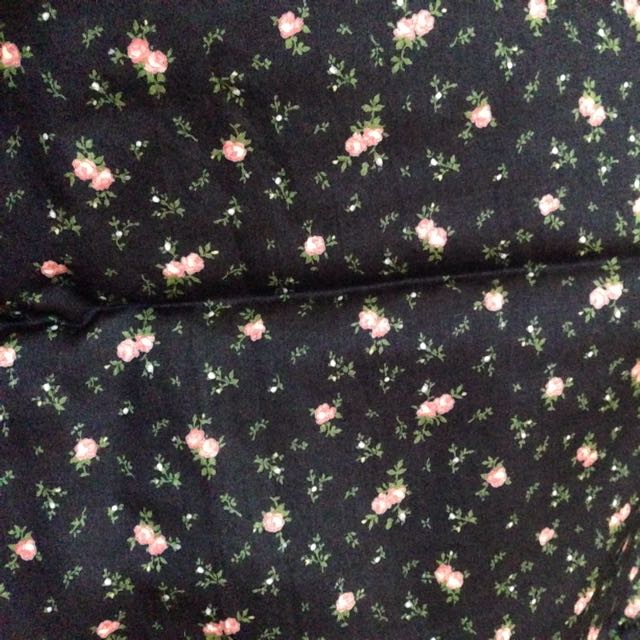 Kain Navy Blue Dengan Corak Bunga Fesyen Wanita Pakaian Wanita