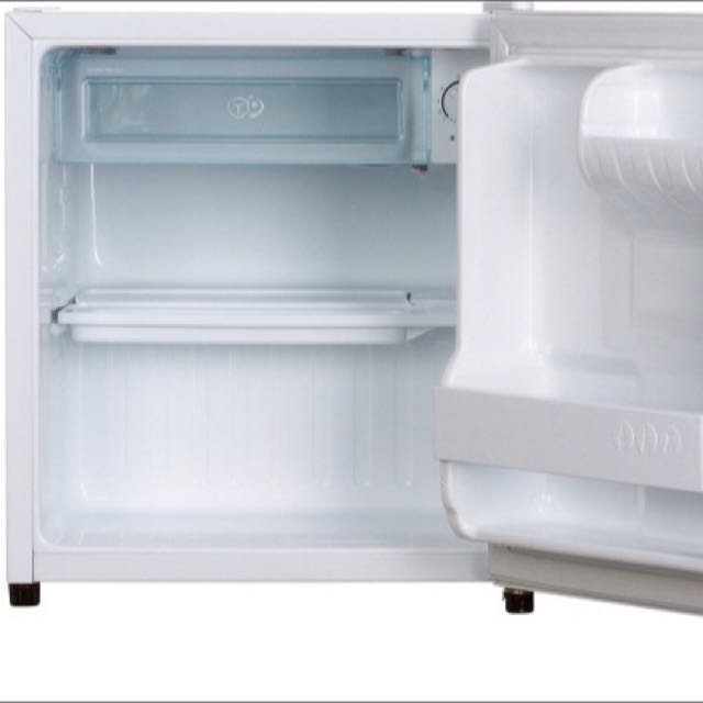 LG Mini Fridge / Bar Fridge 46L, TV & Home Appliances, Kitchen