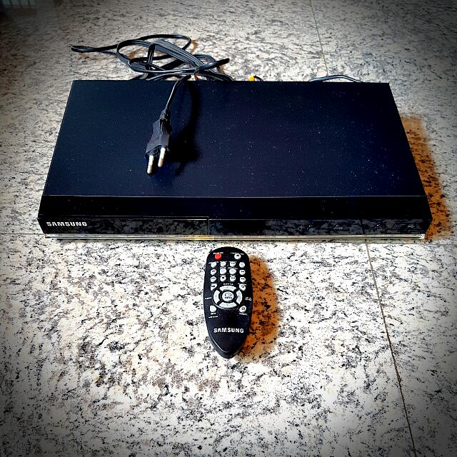 Samsung DVD Player With USB Port, TV & Home Appliances, TV