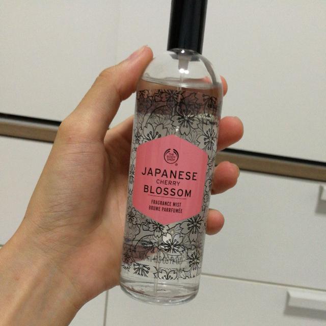 Body shop japanese cherry blossom mist deals