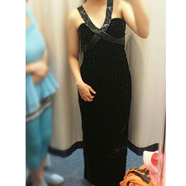 Velvet Floor Length Black Dresses