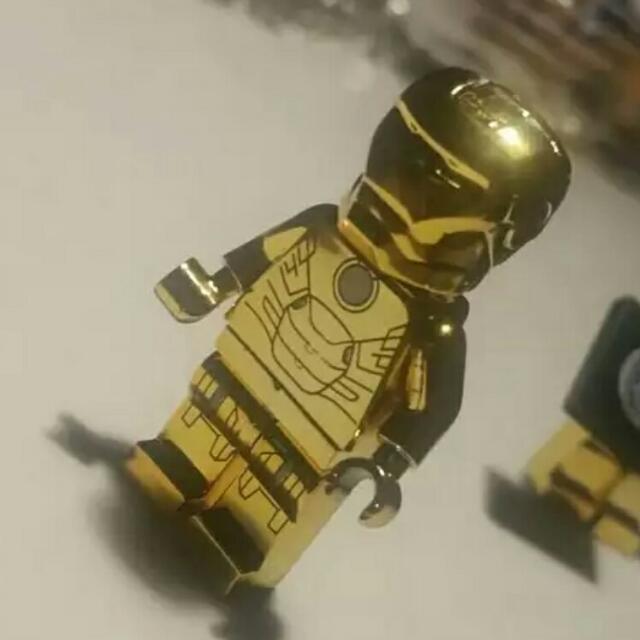 gold lego iron man