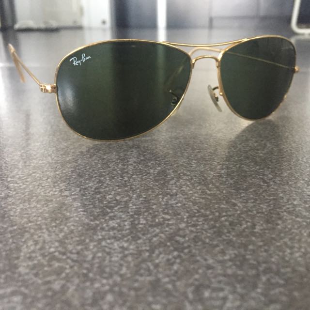 Ray Ban Cockpit RB 3362 Sunglasses (Category: Sunglasses & Eyewear) located in Pasig City. Submitted by theresidence (Listing ID 90981547, Image 1). Description: .