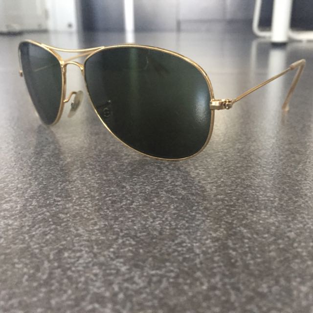 Ray Ban Cockpit RB 3362 Sunglasses (Category: Sunglasses & Eyewear) located in Pasig City. Submitted by theresidence (Listing ID 90981547, Image 2). Description: .