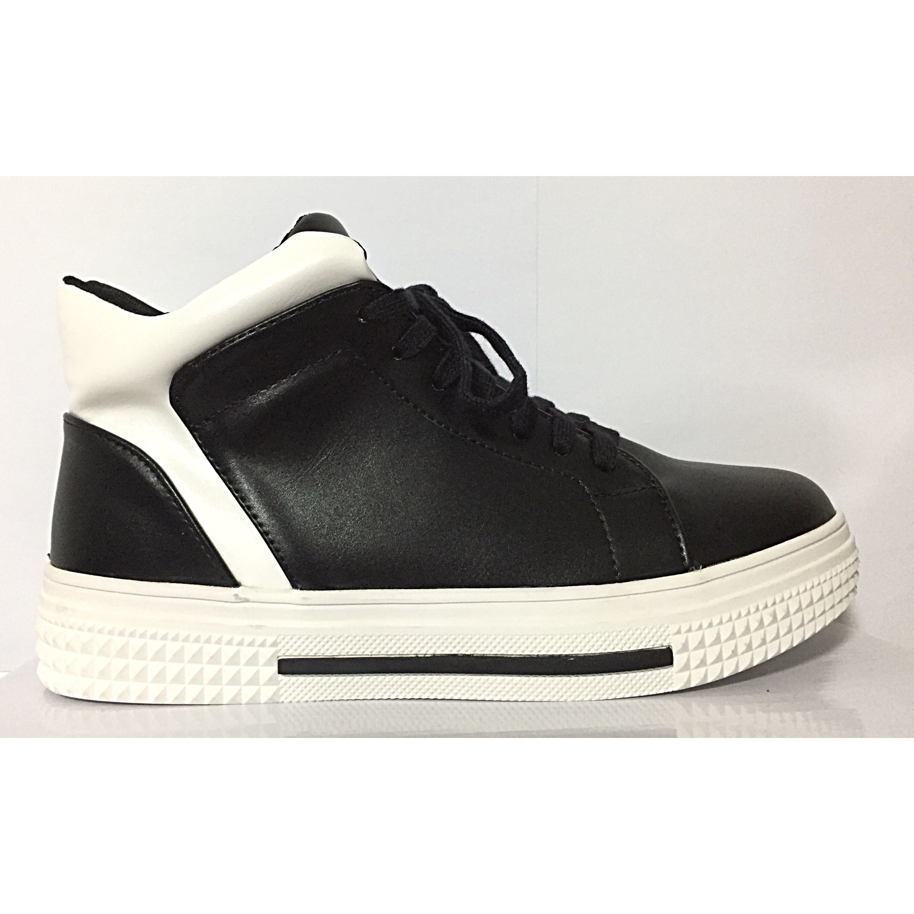 Black \u0026 White Platform Sneakers 