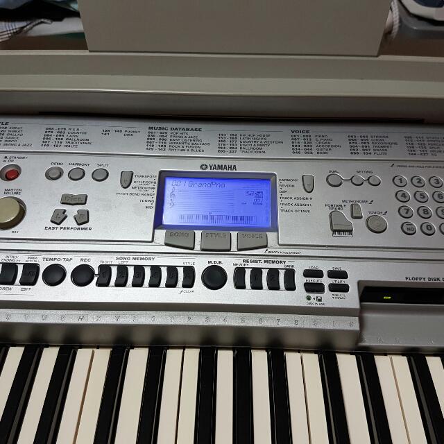 Yamaha PSR 450 Keyboard, Hobbies & Toys, Music & Media, Musical 
