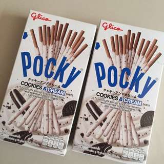 Pocky Cookies & Cream