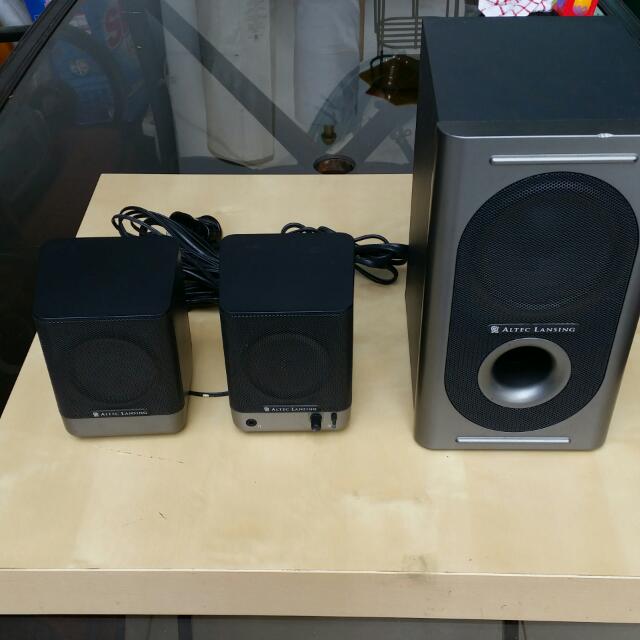 altec lansing 221 speakers